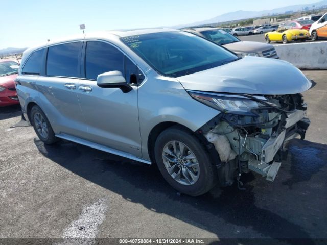 5TDYRKEC4MS010928 Toyota SIENNA XLE