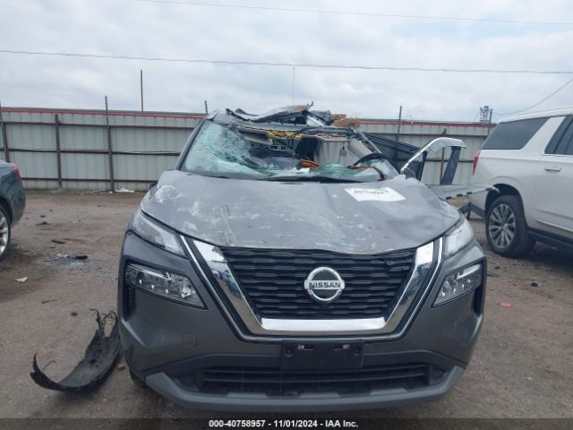 JN8AT3BA1MW024527 Nissan Rogue Sv Fwd
