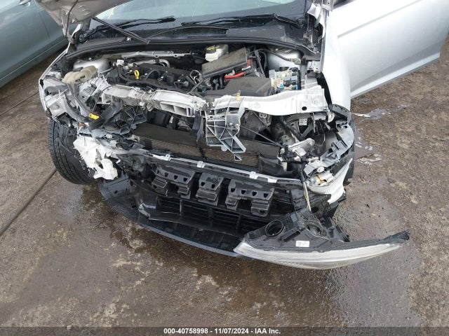 Ford FOCUS SE 2018 1FADP3K25JL324273 Image 10