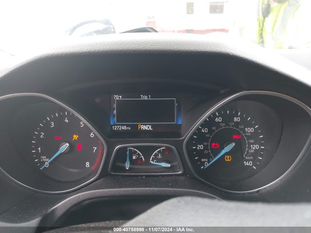 Ford FOCUS SE 2018 1FADP3K25JL324273 Image 7