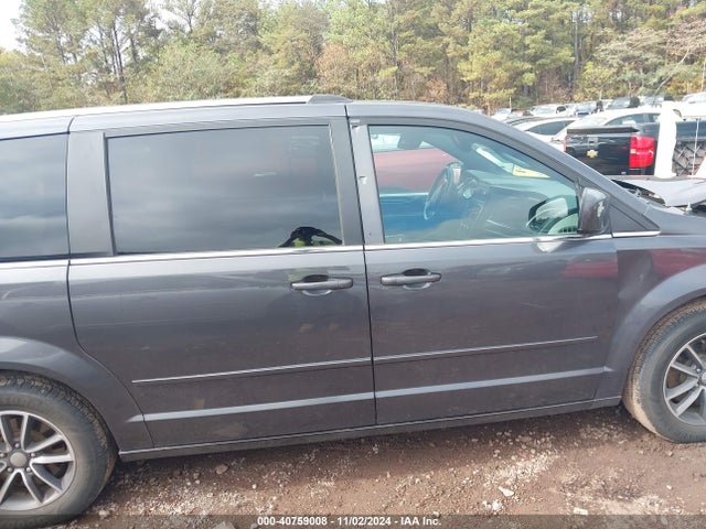 Dodge Grand Caravan Sxt 2017 2C4RDGCG4HR557914 Image 12