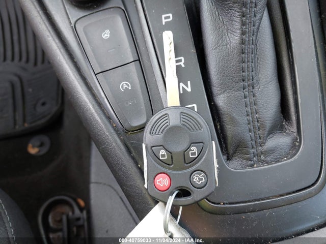 Ford FOCUS SE 2018 1FADP3FE2JL318418 Image 11