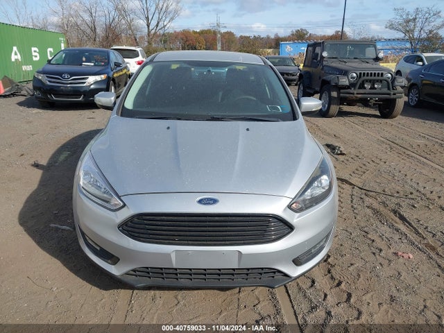 Ford FOCUS SE 2018 1FADP3FE2JL318418 Image 12