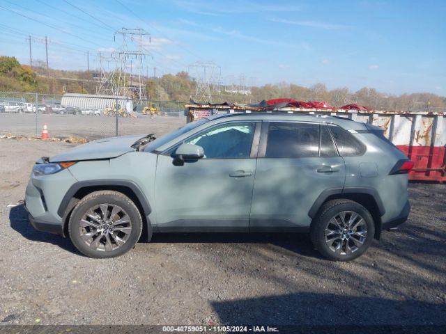 2T3A1RFV6MW178327 Toyota Rav4 Xle Premium