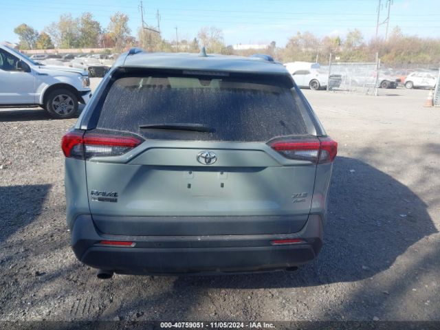 2T3A1RFV6MW178327 Toyota Rav4 Xle Premium
