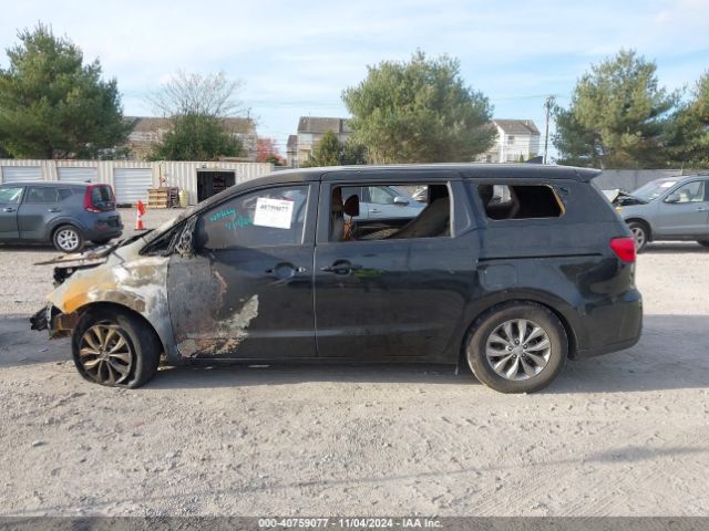 KNDMB5C1XM6673667 KIA SEDONA LX