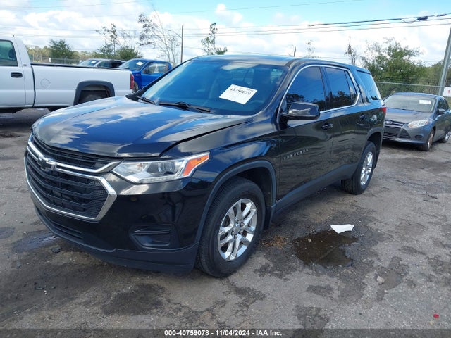 Chevrolet Traverse Ls 2019 1GNERFKW8KJ259095 Image 2