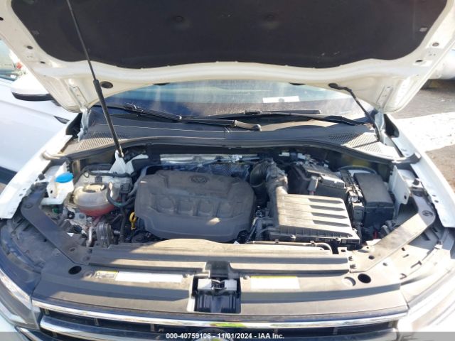 3VV2B7AX9NM082811 Volkswagen Tiguan 2.0t Se