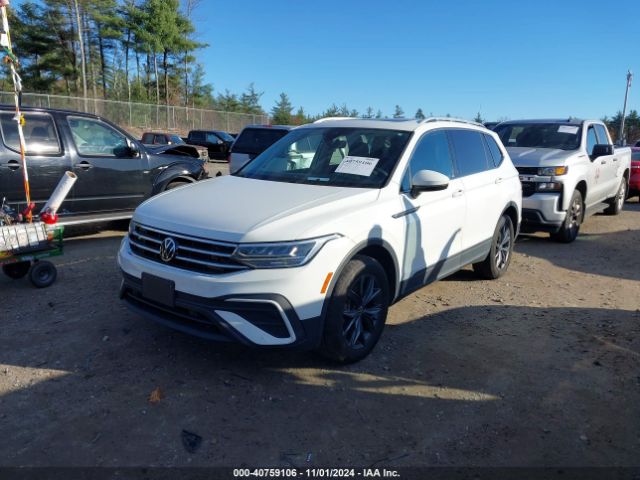 3VV2B7AX9NM082811 Volkswagen Tiguan 2.0t Se