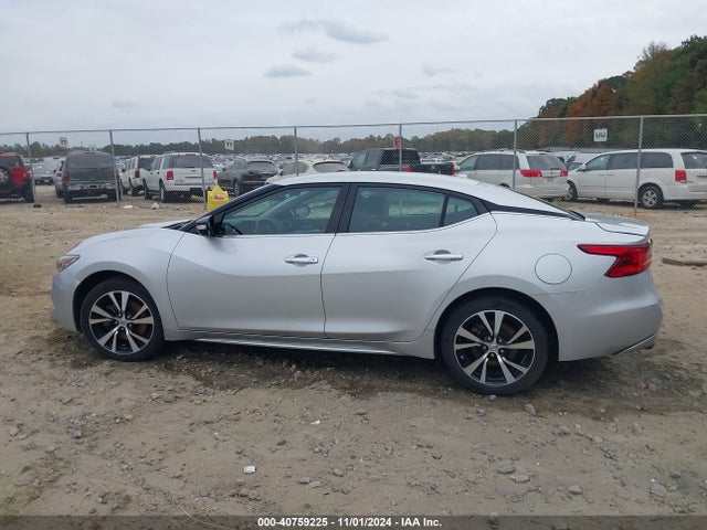 Nissan MAXIMA SV 2018 1N4AA6AP8JC384485 Image 14
