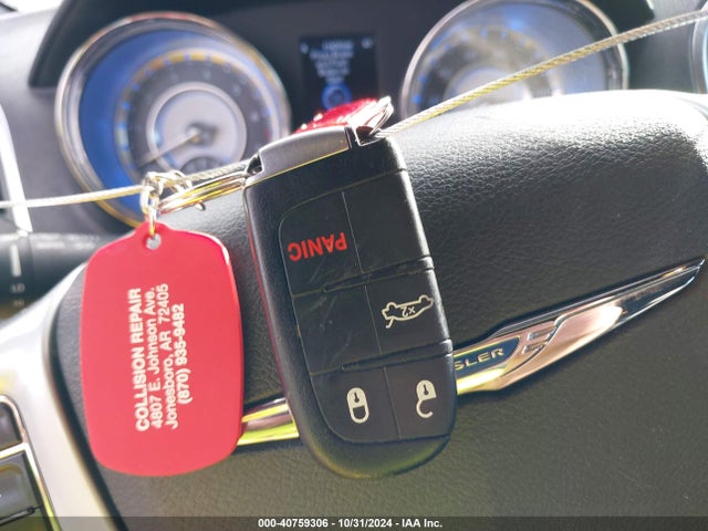Chrysler 300 2014 2C3CCAAG9EH239902 Image 11
