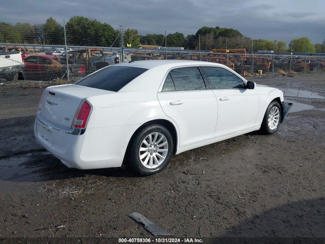 2C3CCAAG9EH239902 Chrysler 300
