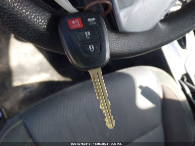 5YFBURHE9JP797695 Toyota COROLLA LE