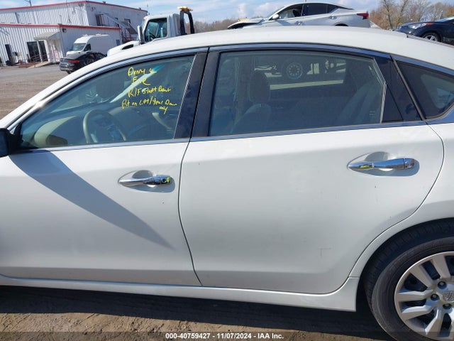 Nissan Altima 2.5 S 2017 1N4AL3AP5HC153627 Image 14