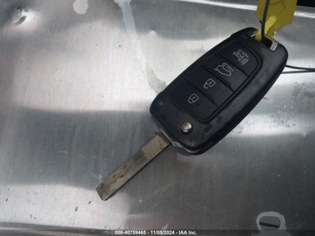 5NMS23AD4KH060260 Hyundai Santa Fe Se