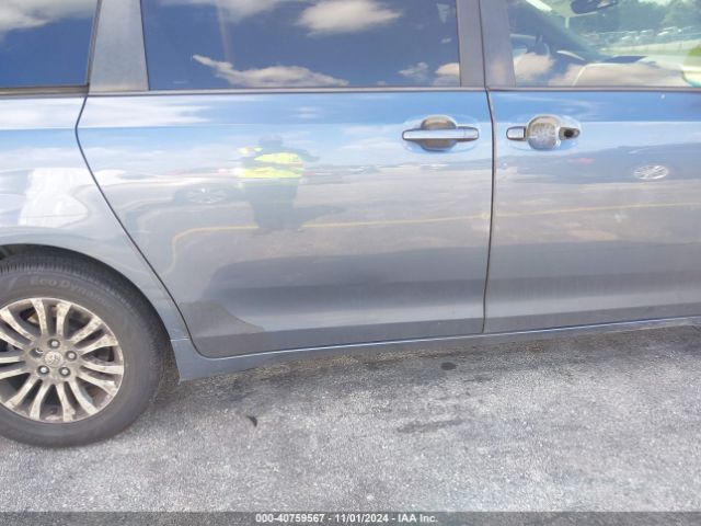 5TDYK3DC2ES447016 Toyota Sienna Xle V6 8 Passenger