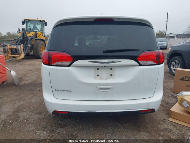Chrysler Pacifica Touring Plus 2017 2C4RC1BG7HR768333 Image 16