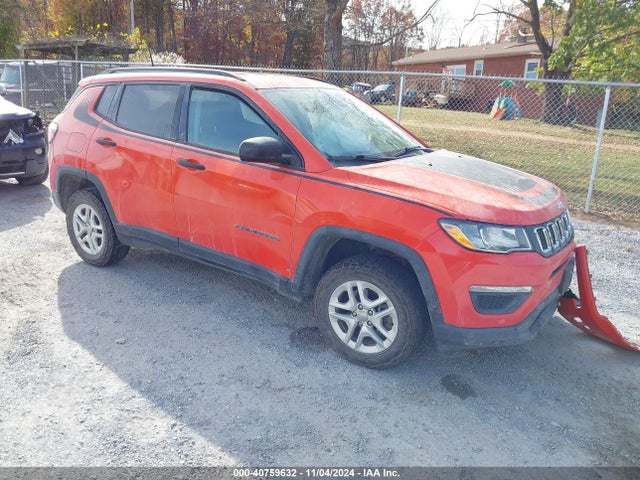 2018 3C4NJDAB2JT270989 main image
