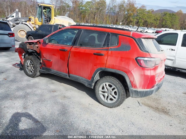 3C4NJDAB2JT270989 Jeep Compass Sport 4x4