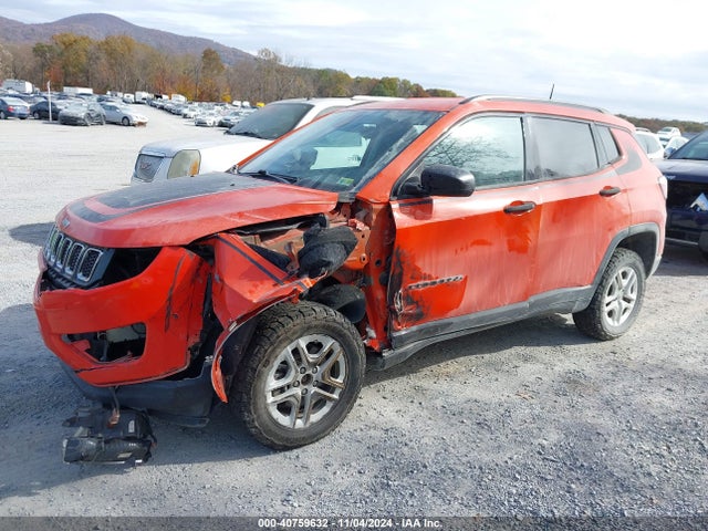 3C4NJDAB2JT270989 Jeep Compass Sport 4x4
