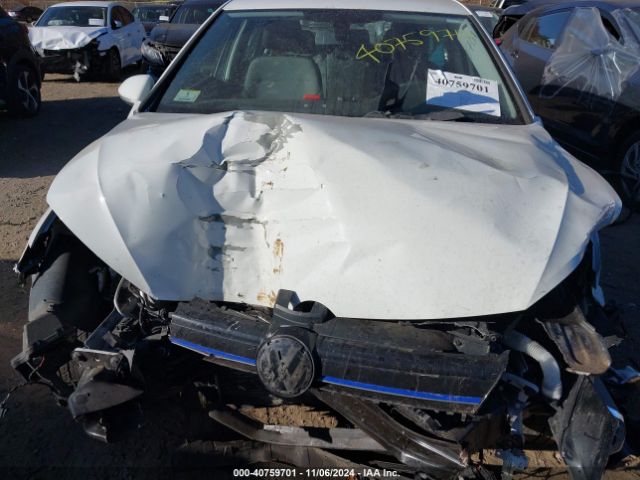 WVWKP7AUXGW915119 Volkswagen E-golf Se