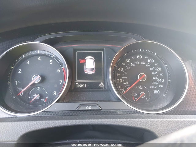 3VW5T7AU8GM029998 Volkswagen Golf Gti S 4-door