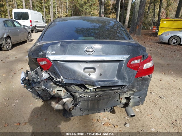 Nissan Altima 2.5 S 2018 1N4AL3AP0JC229714 Image 16
