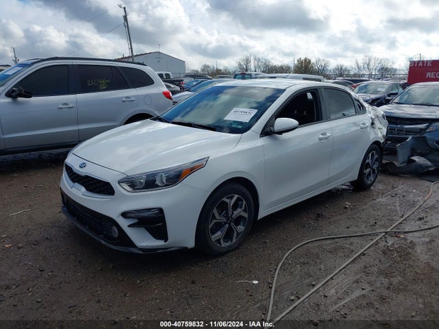 KIA Forte Lxs 2019 3KPF24AD4KE099378 Image 2