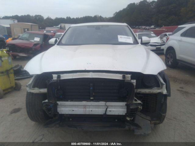 SADCJ2BV3HA065563 Jaguar F-pace 35t Premium