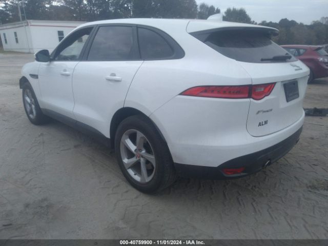 SADCJ2BV3HA065563 Jaguar F-pace 35t Premium