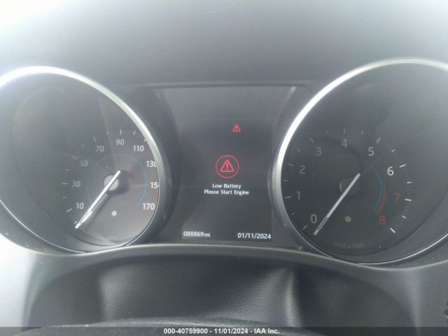 SADCJ2BV3HA065563 Jaguar F-pace 35t Premium