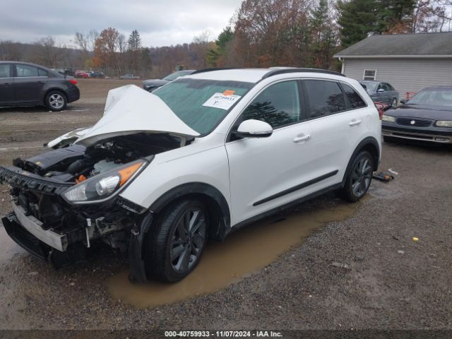 KNDCC3LC0H5069135 KIA NIRO EX