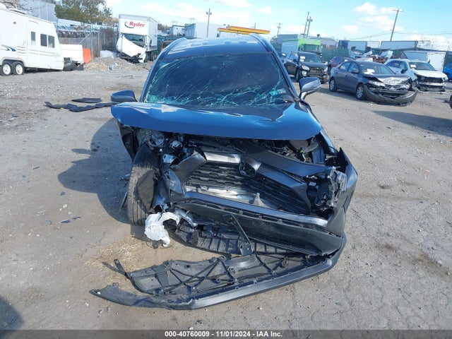 2T3P1RFV0NC309345 Toyota Rav4 Xle