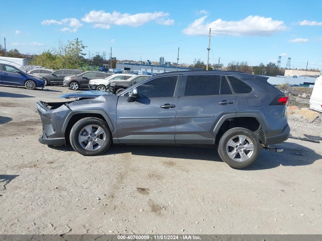 2T3P1RFV0NC309345 Toyota Rav4 Xle