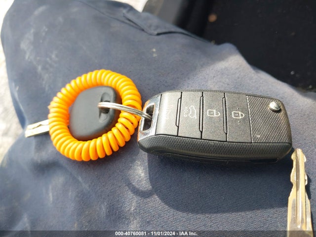 KIA Optima Lx 2015 KNAGM4A75F5553693 Image 11
