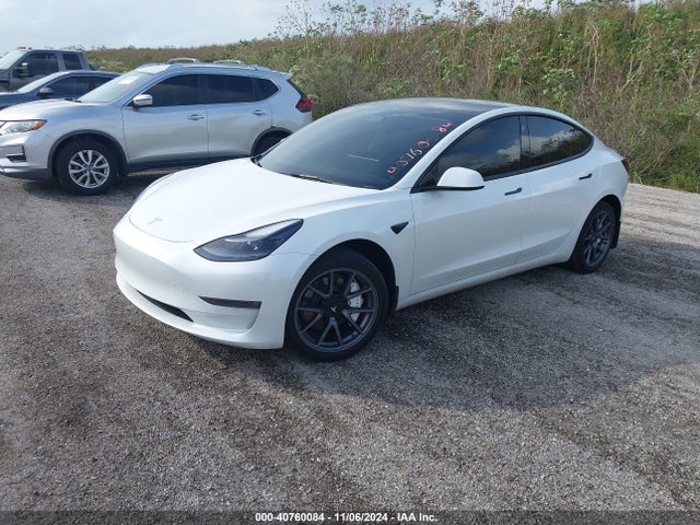 2022 TESLA MODEL 3 5YJ3E1EB9NF310011 Photo 1