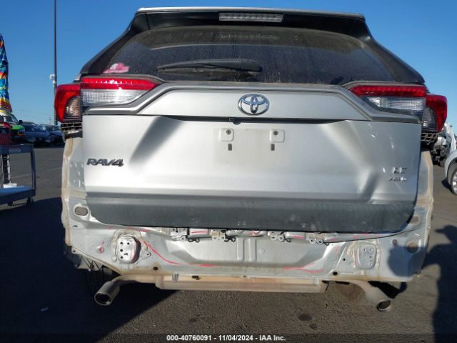 2T3F1RFV6KW016278 Toyota RAV4 LE