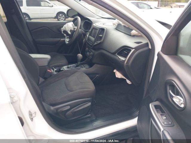 1C4PJLCB5KD203214 Jeep Cherokee Latitude Fwd