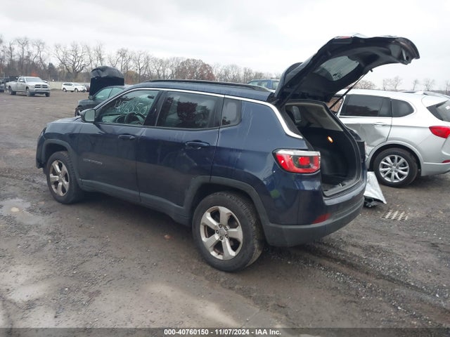 Jeep Compass Latitude 4x4 2018 3C4NJDBB8JT350229 Image 3