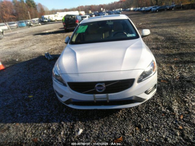 YV126MFL1H2437449 Volvo S60 T5 Dynamic