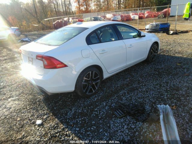 YV126MFL1H2437449 Volvo S60 T5 Dynamic