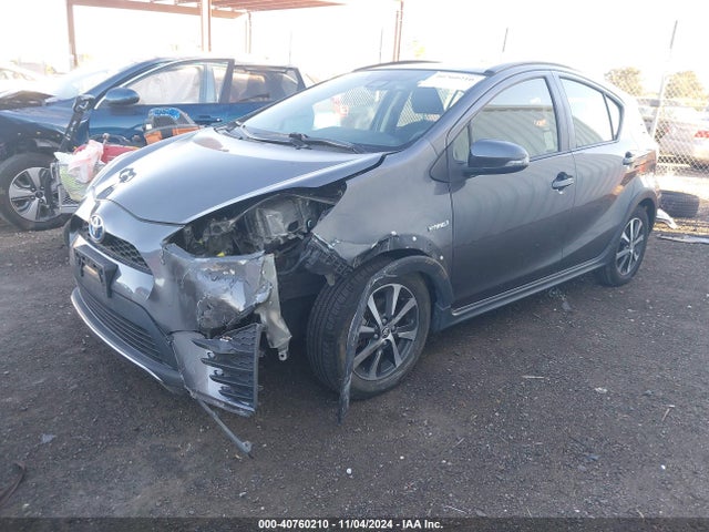JTDKDTB32J1601184 Toyota Prius C Two