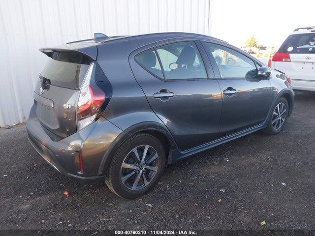 JTDKDTB32J1601184 Toyota Prius C Two
