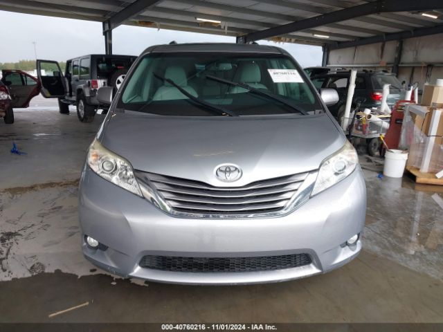 5TDYZ3DC1HS858701 Toyota Sienna Xle/limited