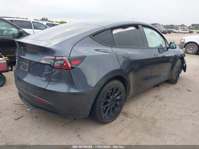 2023 TESLA MODEL Y 7SAYGAEE6PF630077 Photo 3