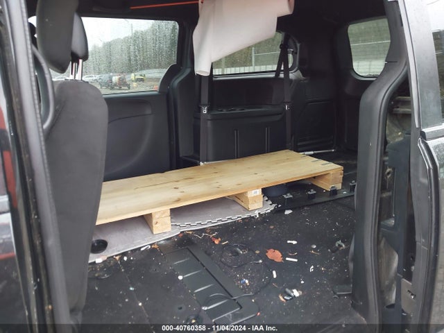 2C4RDGBG6HR548391 Dodge Grand Caravan Se Plus