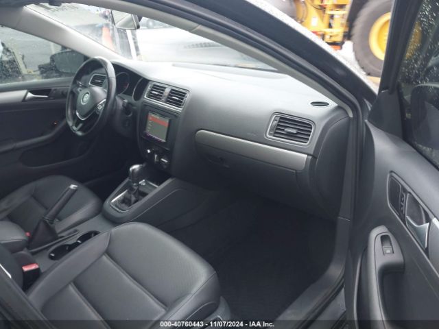 3VWDB7AJ8HM325755 Volkswagen Jetta 1.4t Se