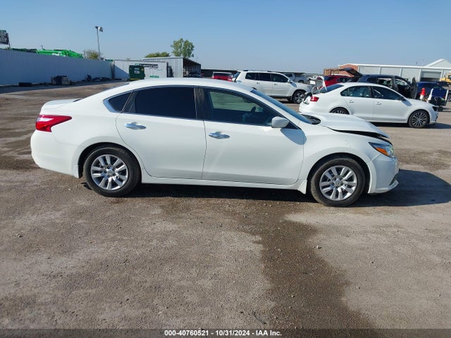 Nissan Altima 2.5 S 2016 1N4AL3AP3GC284733 Image 13