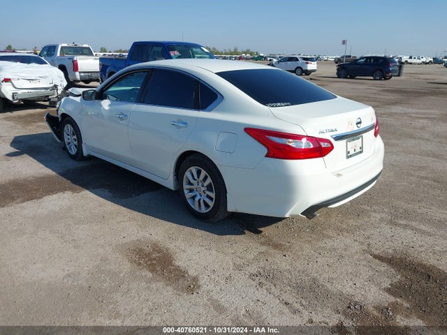 Nissan Altima 2.5 S 2016 1N4AL3AP3GC284733 Image 3