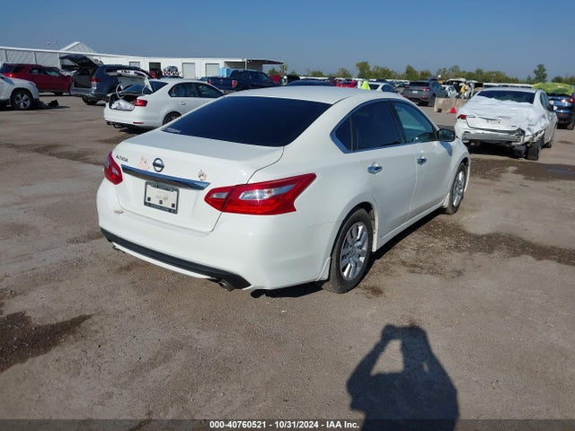 Nissan Altima 2.5 S 2016 1N4AL3AP3GC284733 Image 4